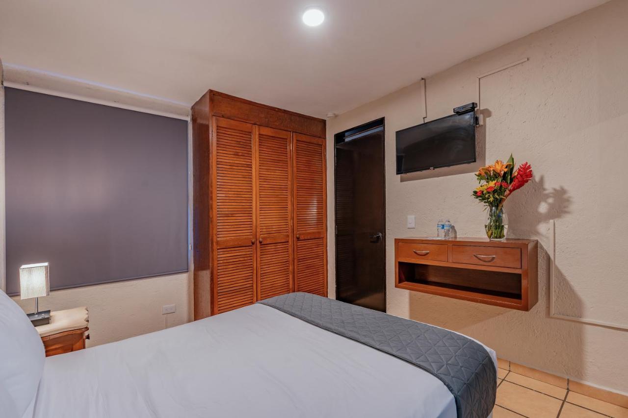 Hotel Brisas 5A Av, Playa Del Carmen Esterno foto