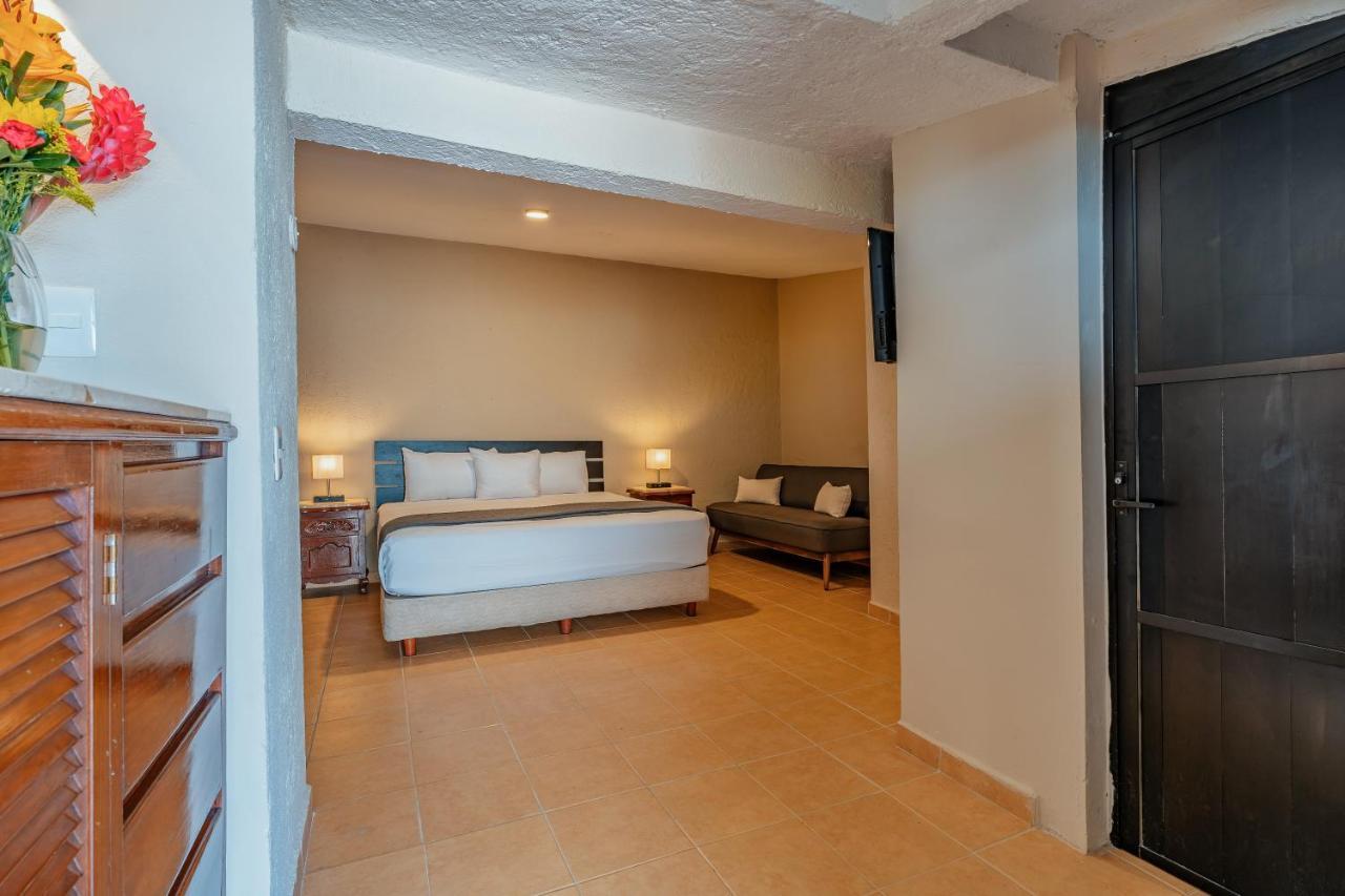 Hotel Brisas 5A Av, Playa Del Carmen Esterno foto