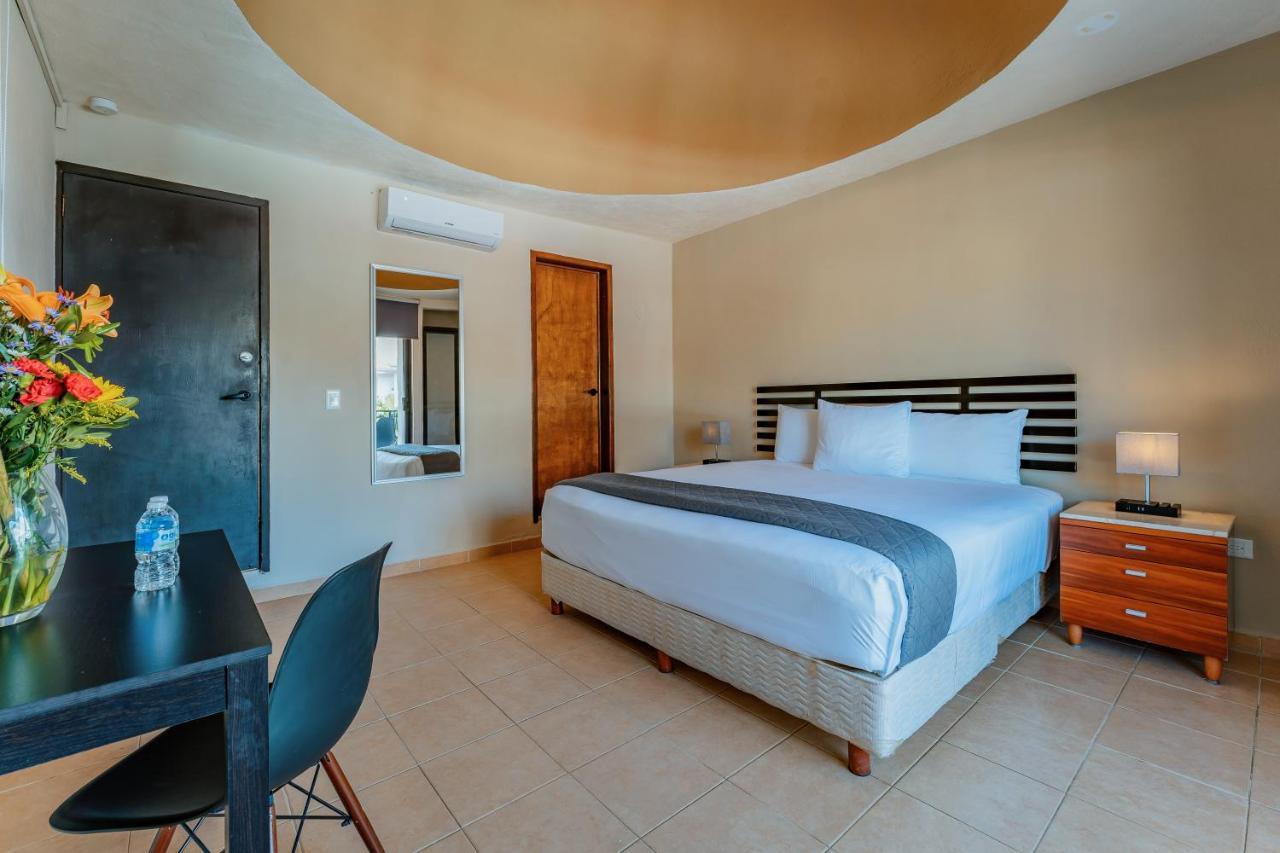 Hotel Brisas 5A Av, Playa Del Carmen Esterno foto