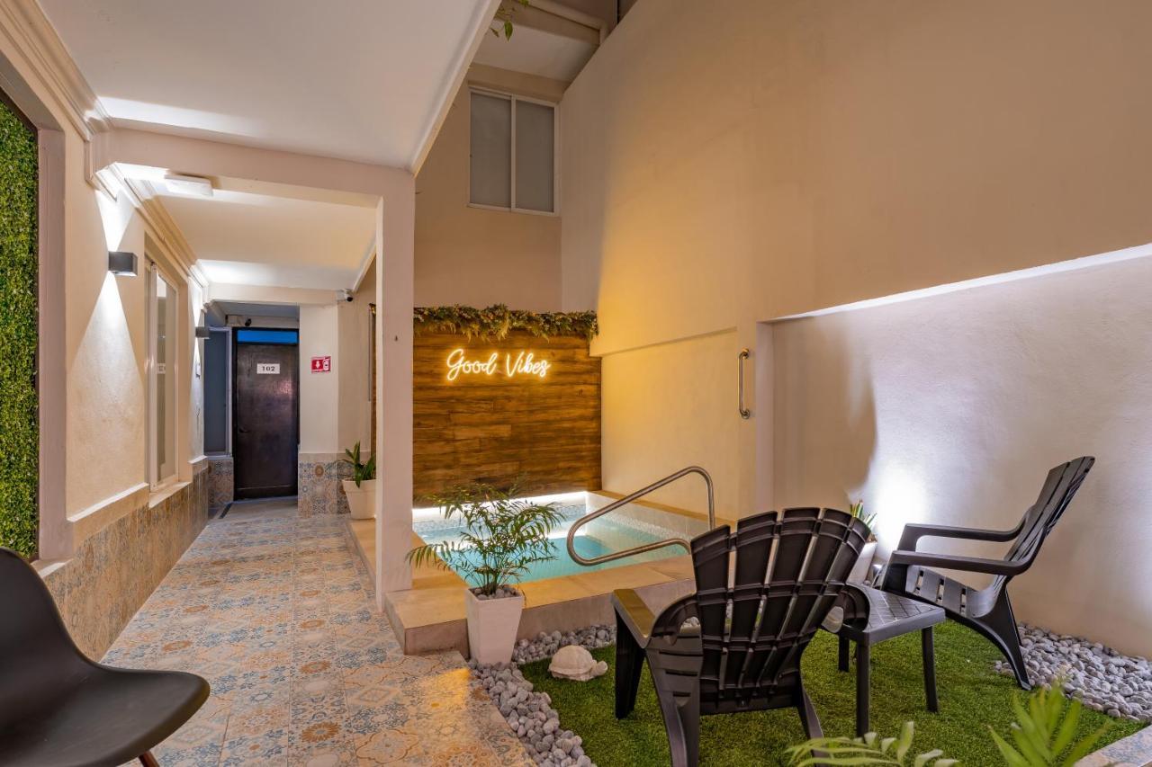 Hotel Brisas 5A Av, Playa Del Carmen Esterno foto