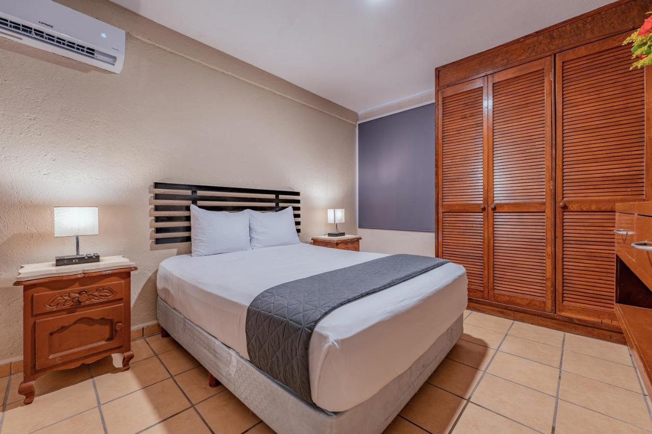 Hotel Brisas 5A Av, Playa Del Carmen Esterno foto